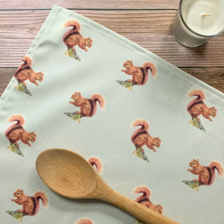 Red Squirrel, pattern Tea Towel – Sammy - Image 3