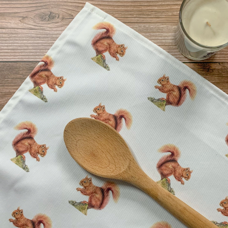 Red Squirrel, pattern Tea Towel – Sammy - Image 4